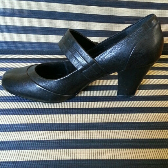 Women's shoes - Picture 5 of 5